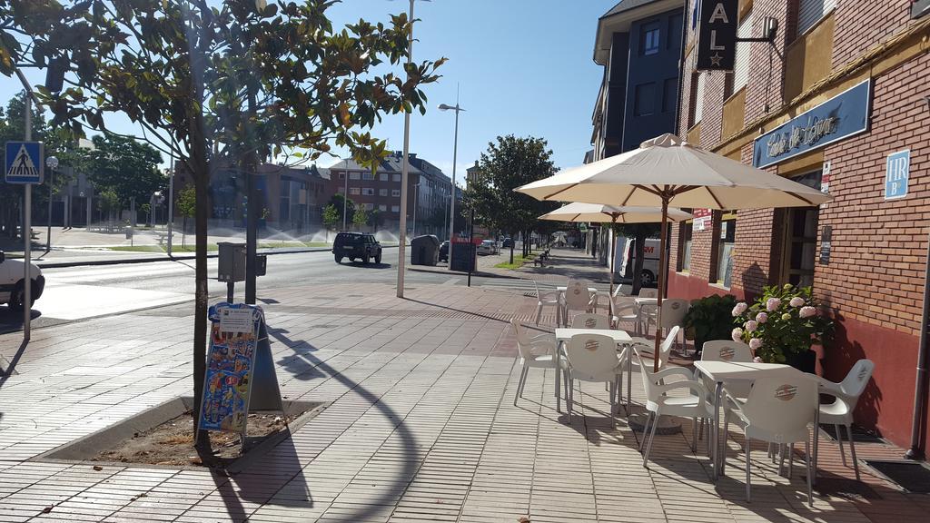 Hôtel Conde De Lemos à Ponferrada Extérieur photo